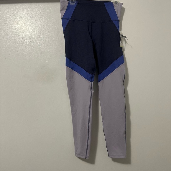 NWT High-Waisted Elevate Color-Block Compression Leggings For Women - Picture 2 of 5